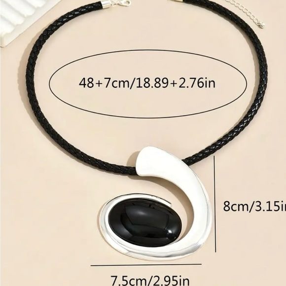 Exaggerated Jewelry set. Necklace and Earring Set. New - Picture 3 of 10